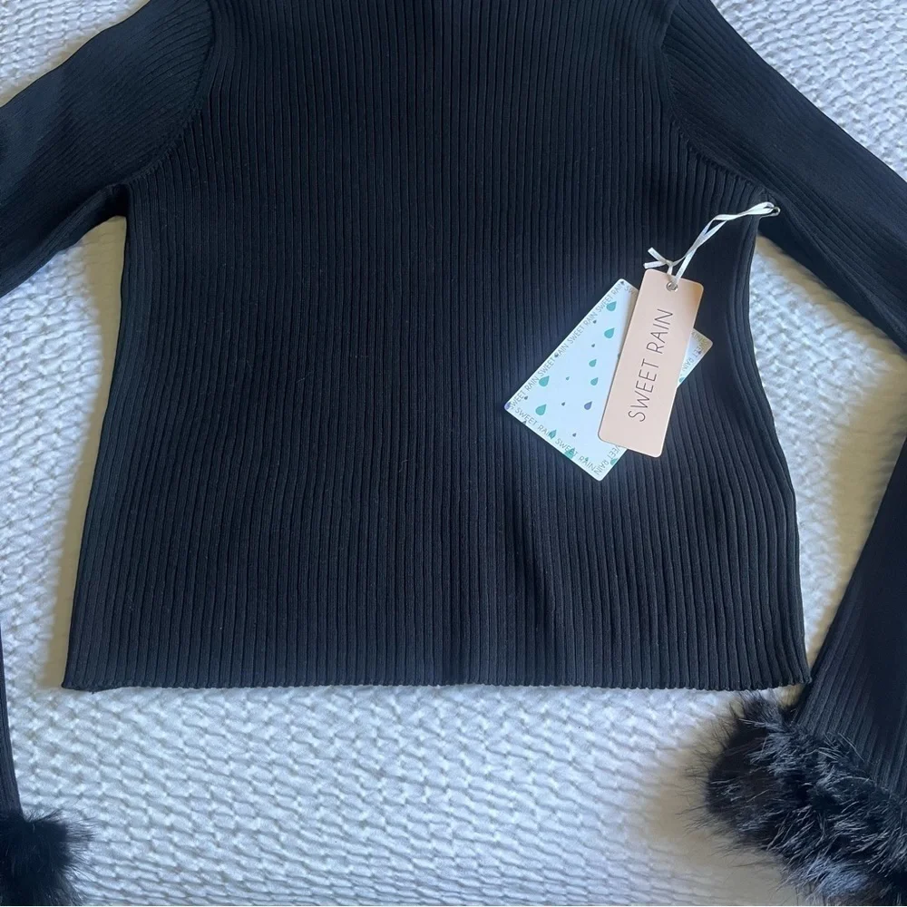 Sweet Rain Ribbed Faux Fur Long Sleeve Tee Women’s Black Size XL